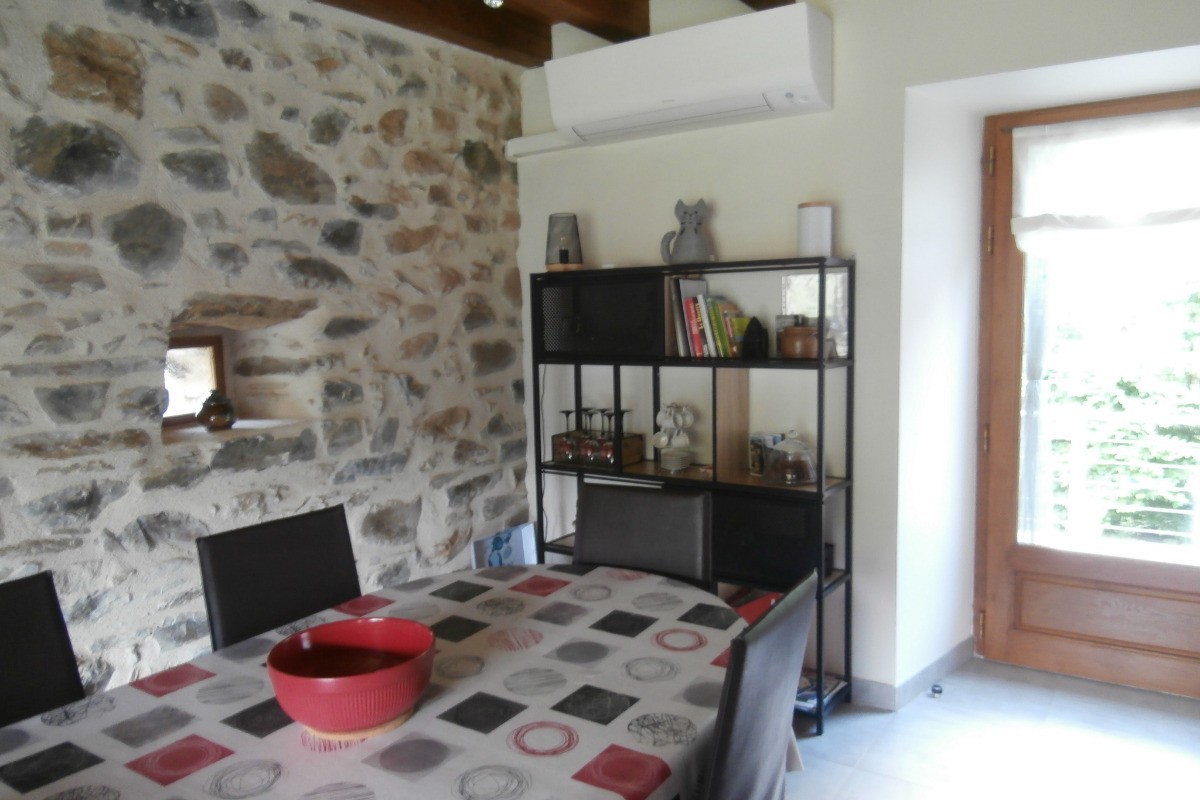 coin repas gîte de Trézagou  St Céré LOT 46400
