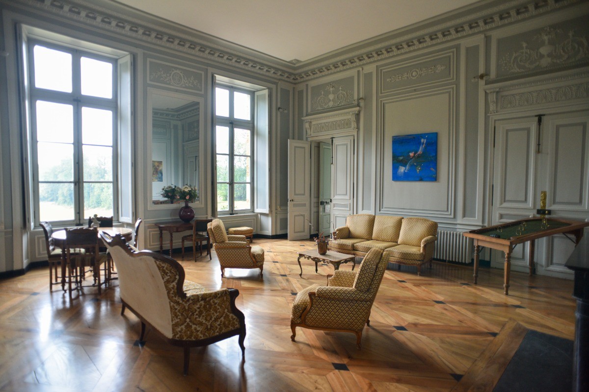 Salon vue sur cour