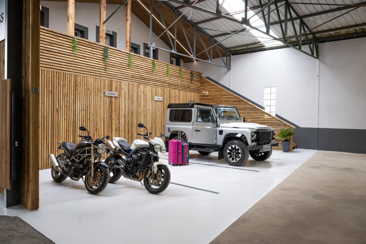 Parking couvert sécurisé et fermé - Studio Le Cristal