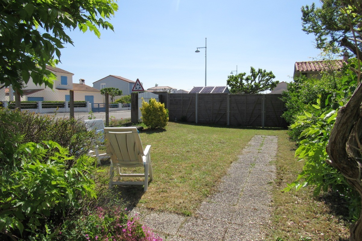 Jardin clos attenant