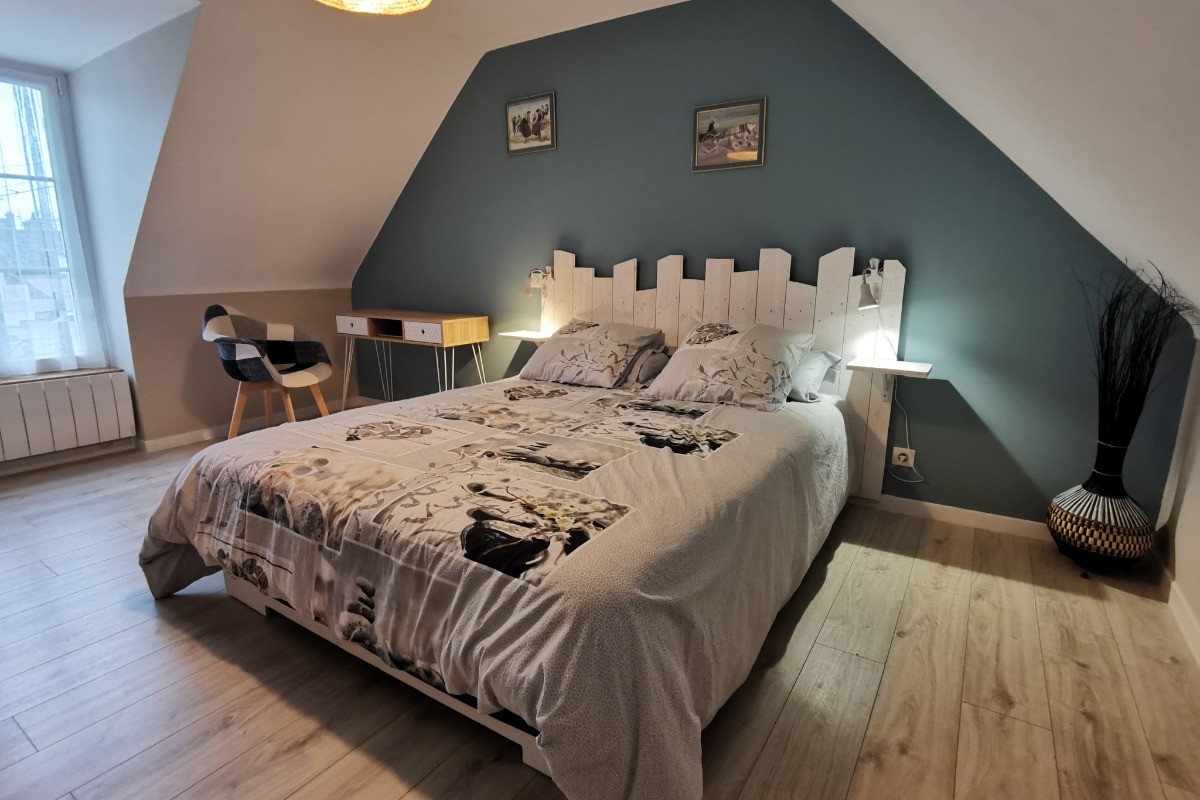 Etage: Chambre 2 avec lit 160