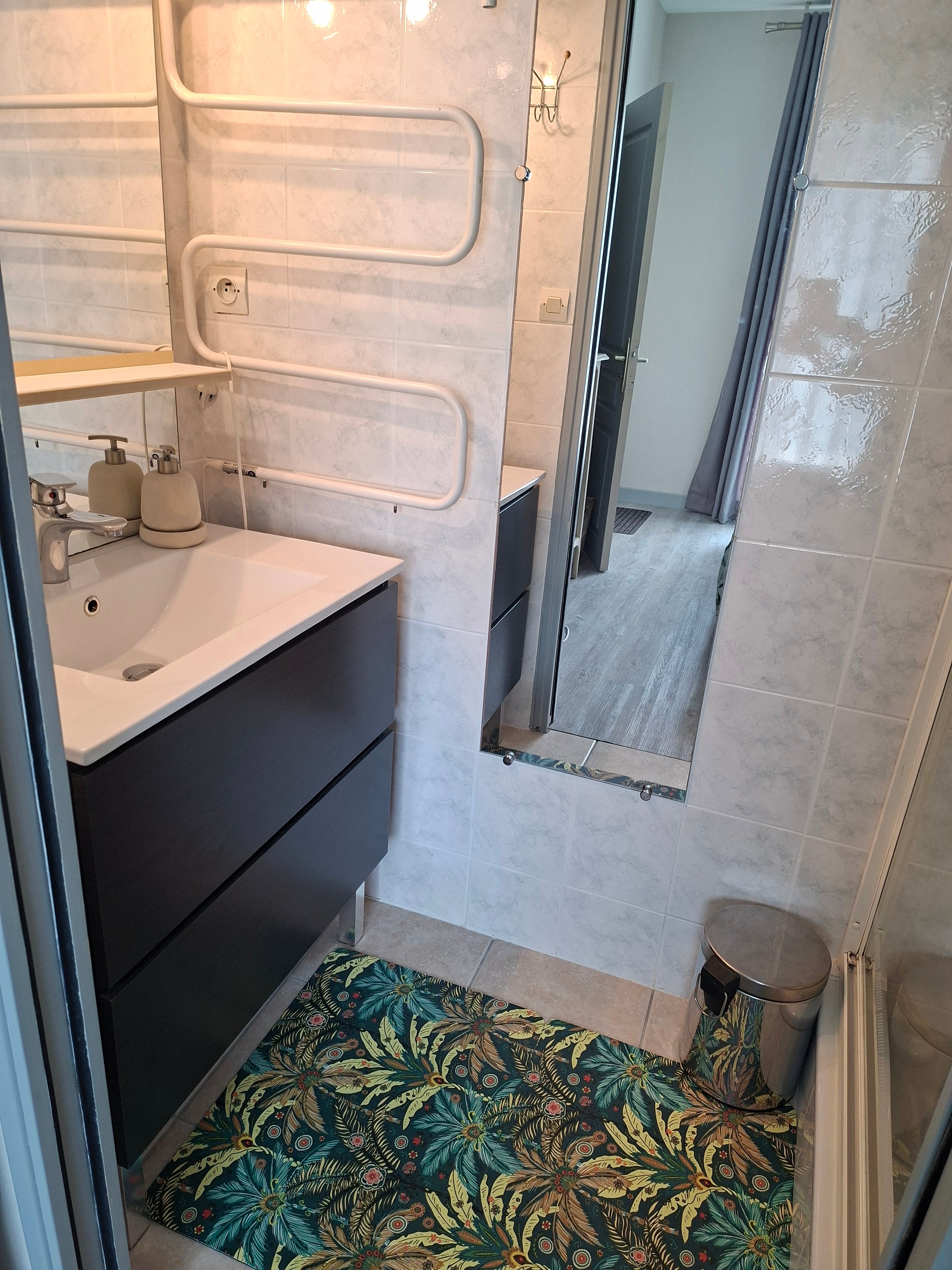Vanity unit