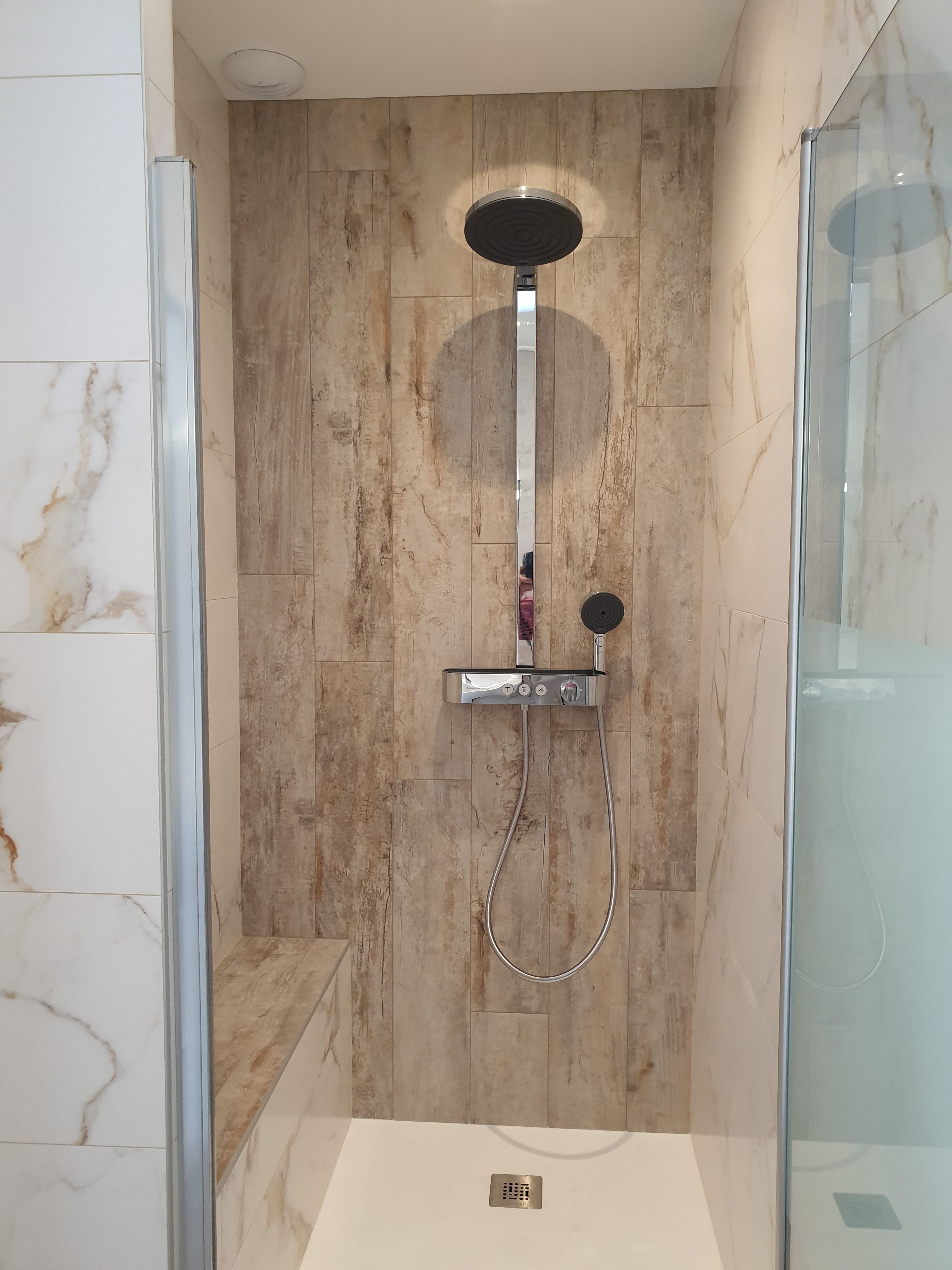 douche avec banc