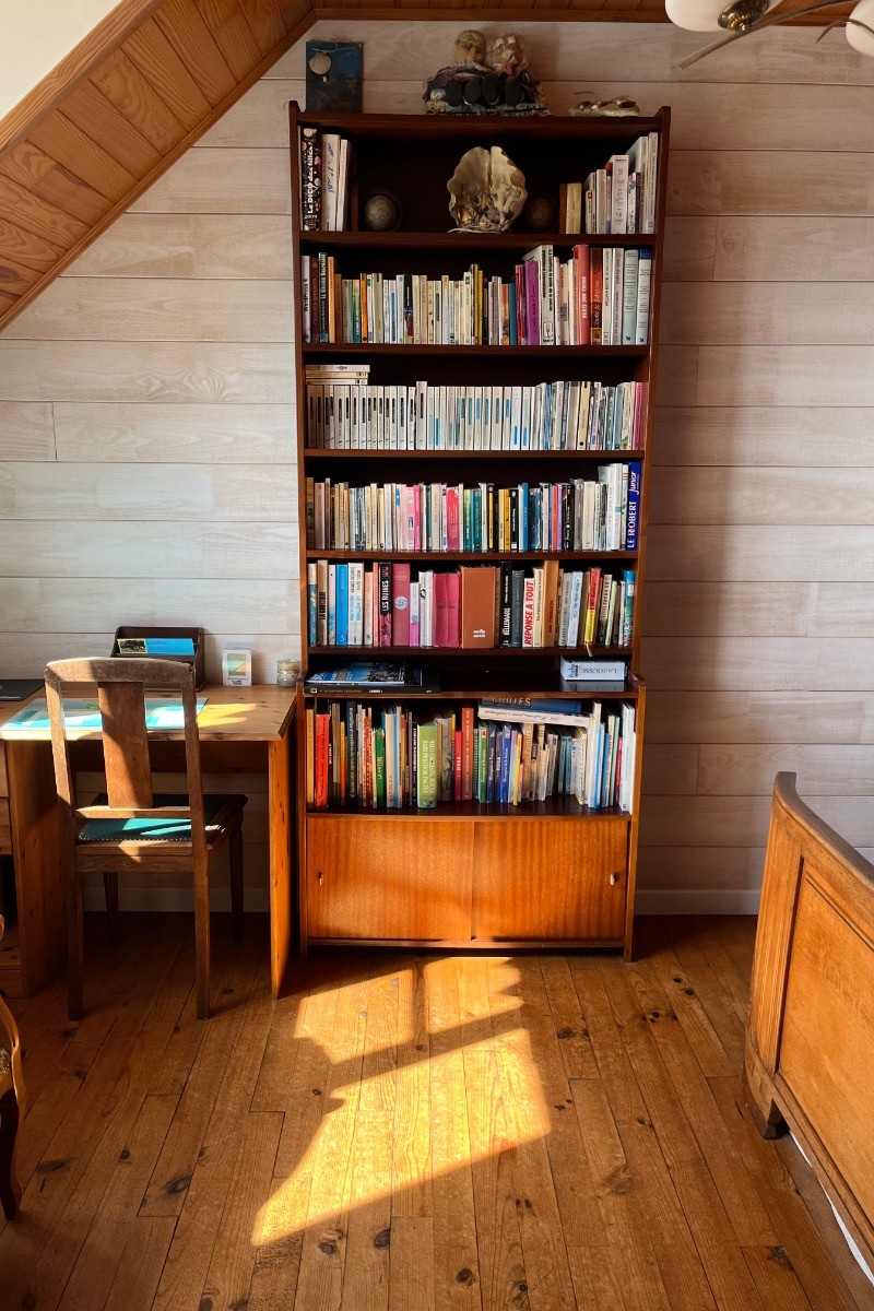 Bibliothèque chambre parentale