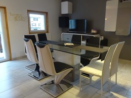 Logement au centre des Rousses - séjour