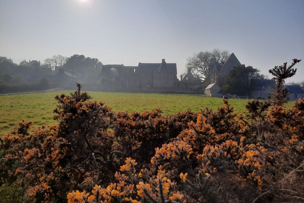 L abbaye proche