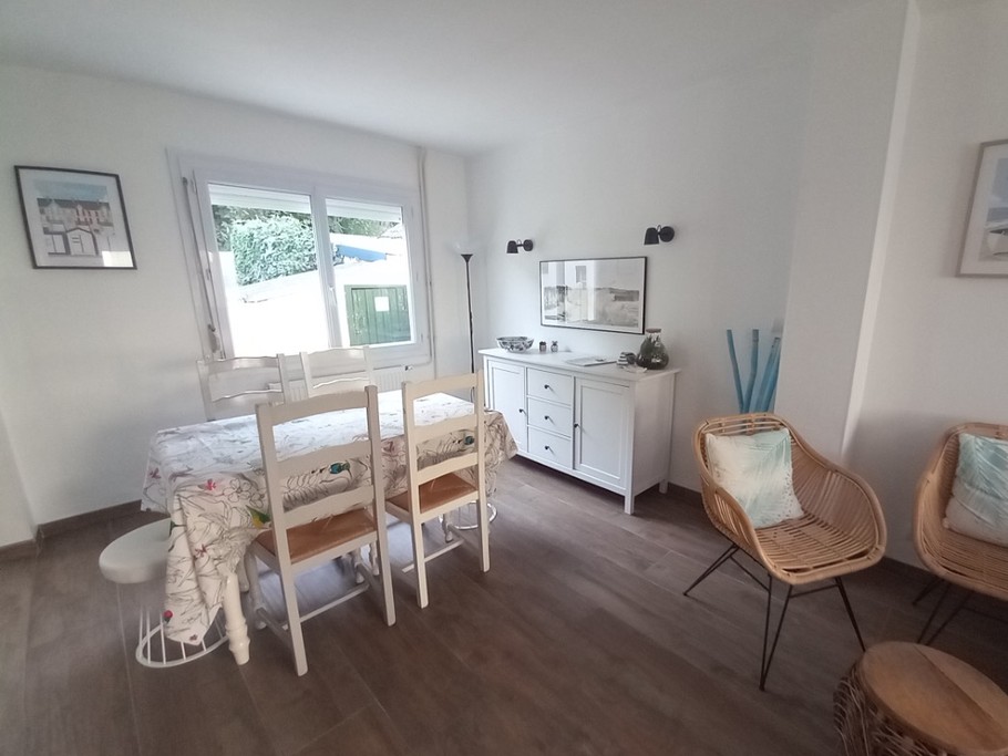 séjour côté jardin