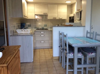 vue d'ensemble séjour cuisine