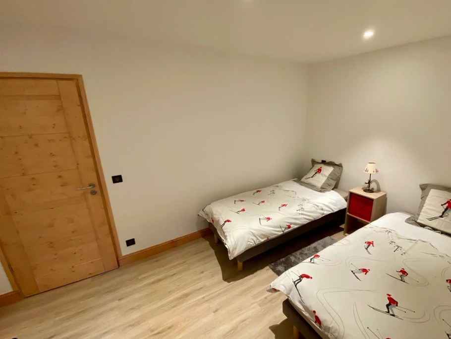 chambre enfants, lits 90 cm sur 200 cm