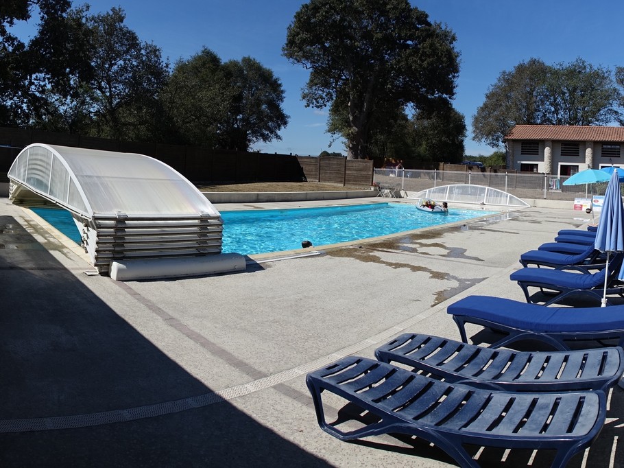 Piscine La Grange Léon