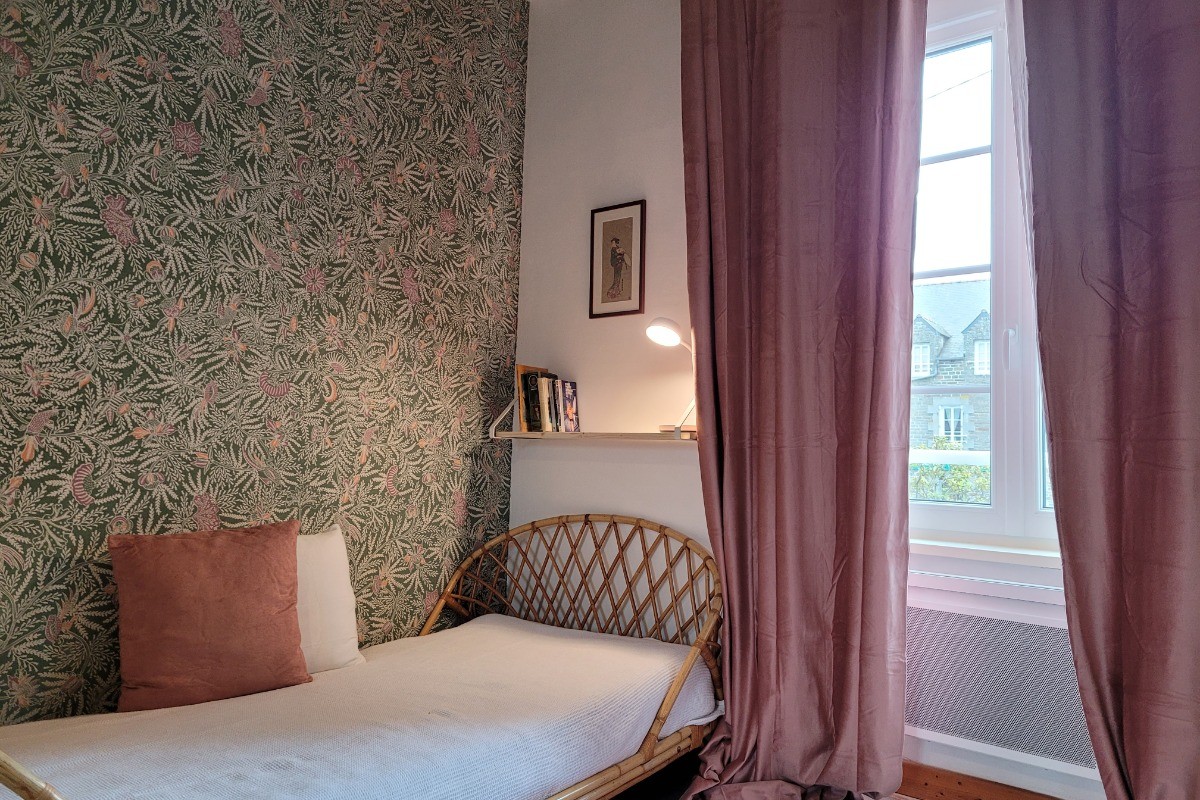 Chambre - LE MILIN DU, DE 4 A 5 PERSONNES - AU COEUR VILLAGE DE GOUAREC ENTRE LE MORBIHAN ET LES CÔTES D'ARMOR - BRETAGNE -