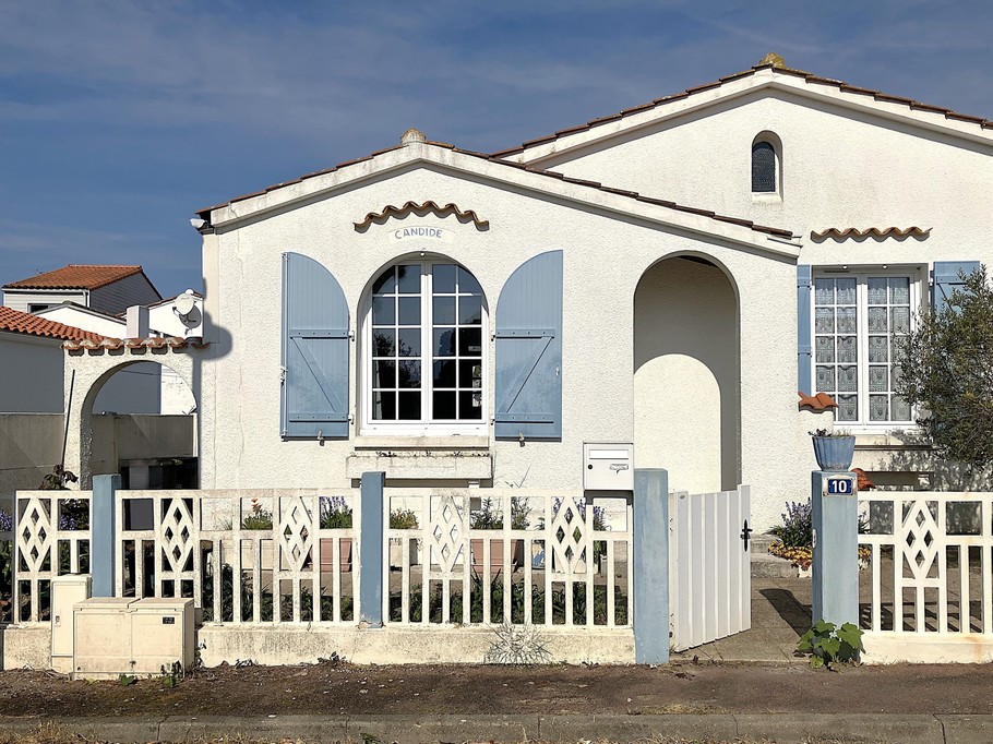Front panel