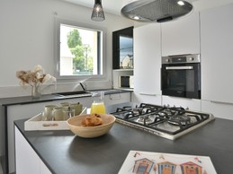 Cuisine ouverte toute équipée