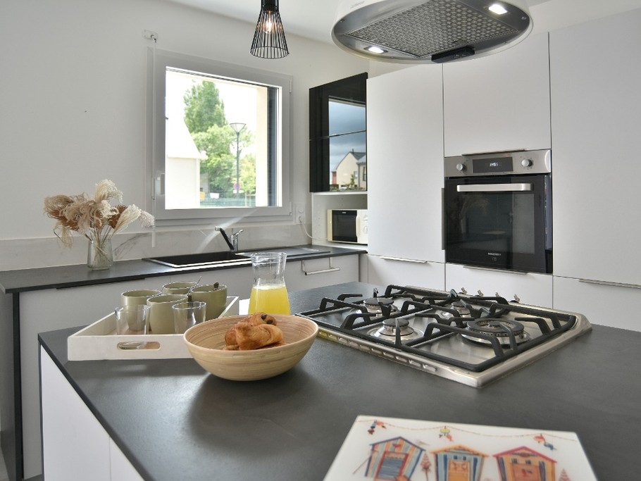 Cuisine ouverte toute équipée