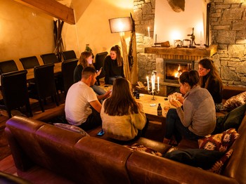 Moment en famille dans notre salon
