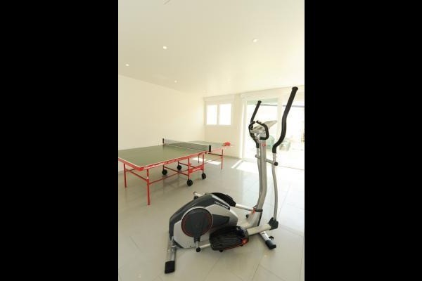 Gite Boucle de Meuse - Glaire -  salle de sport  sur  jardin