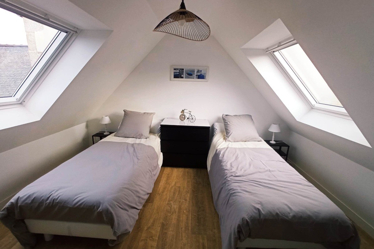 Une seconde chambre avec 2 lits de 80 (possibilité grand lit)