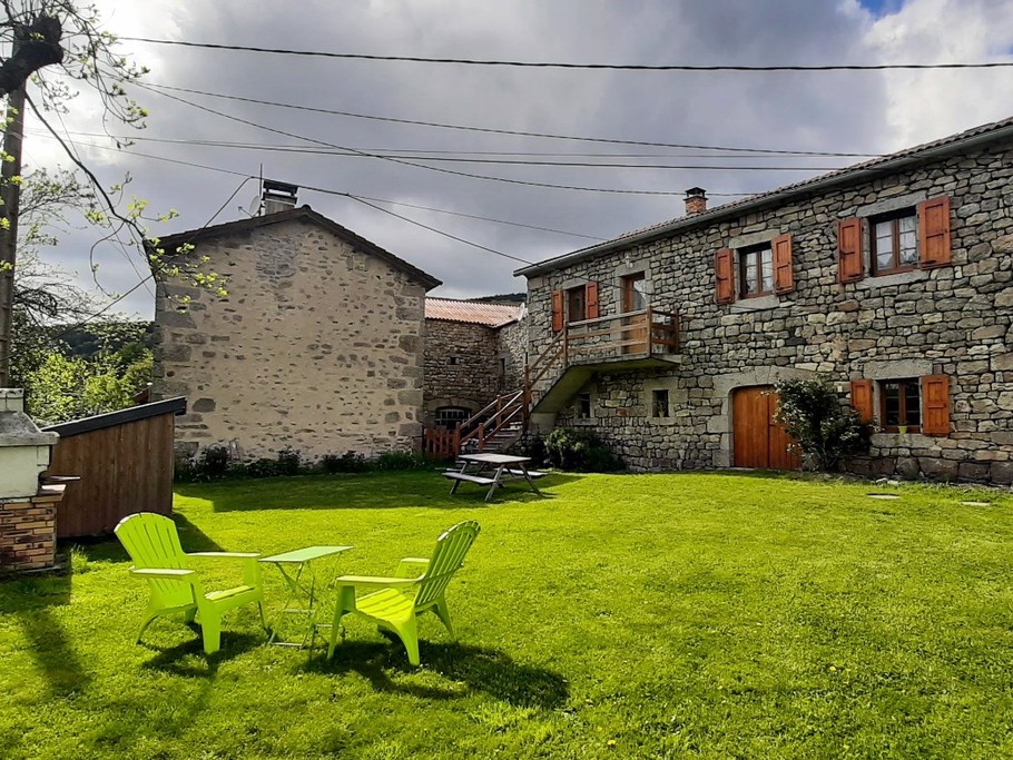 Bienvenue à la La Fontaine des Berges - 43170 La Besseyre St-Mary (Auvergne).