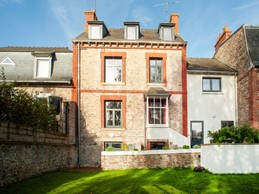 Ti Laouen, Clévacances, vue extérieure côté jardin