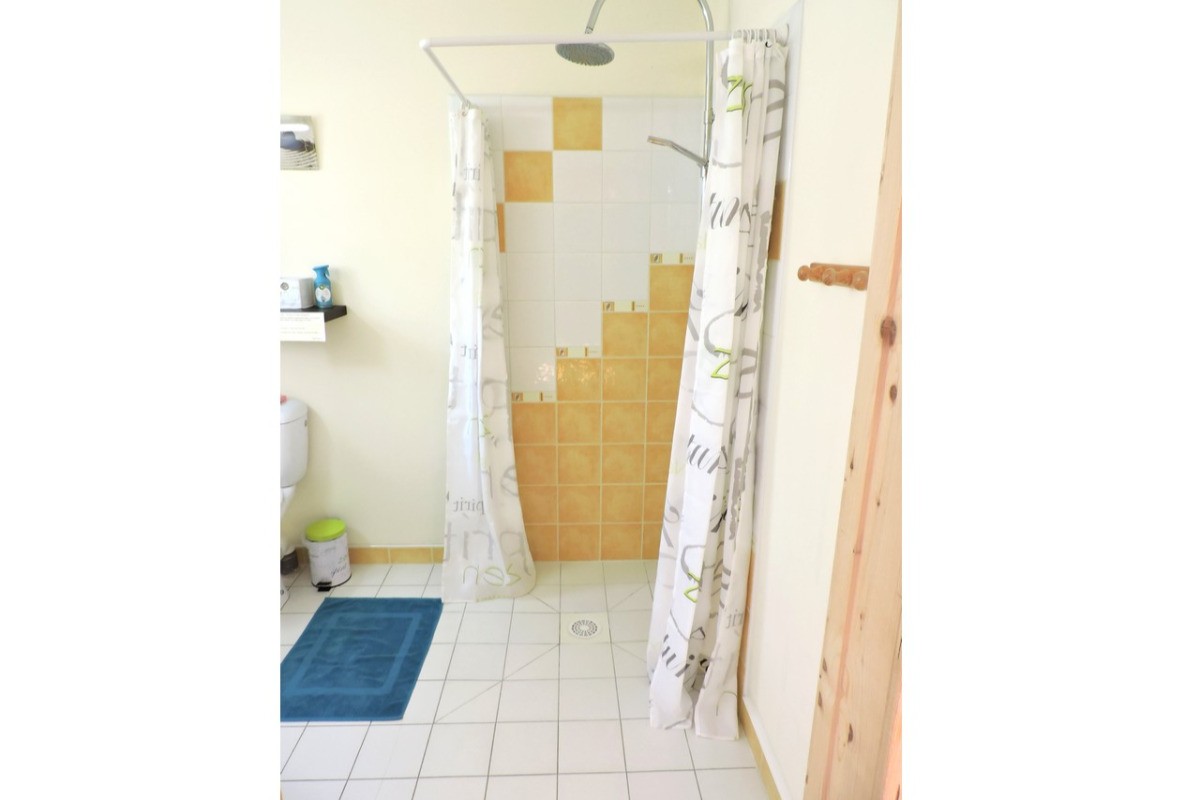 Chalet Cèdre : Le confort d'une douche à l'italienne