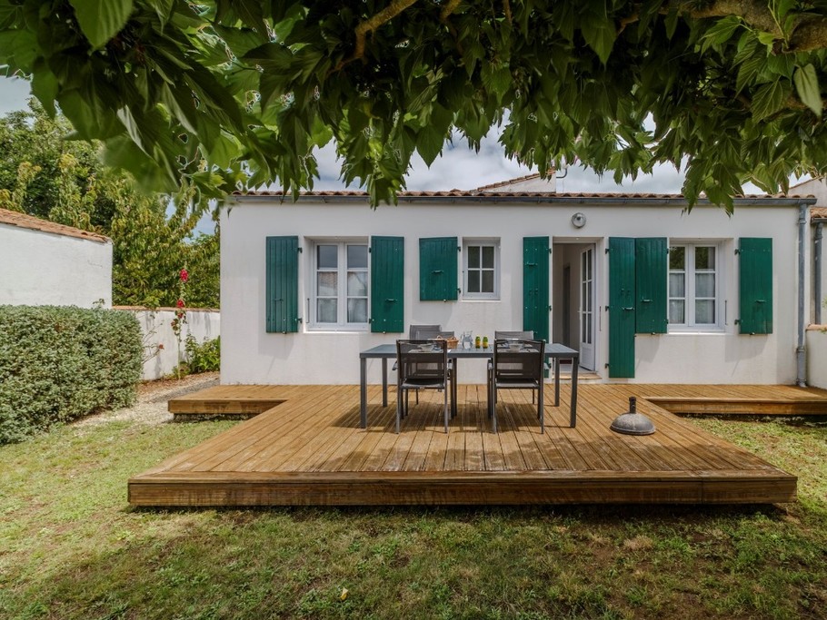 Gite "Rue de La Manne" avec jardin clos, proche de l'océan et des commerces à pieds, pour 5 personnes, Ste Marie de Ré, Ile de Ré