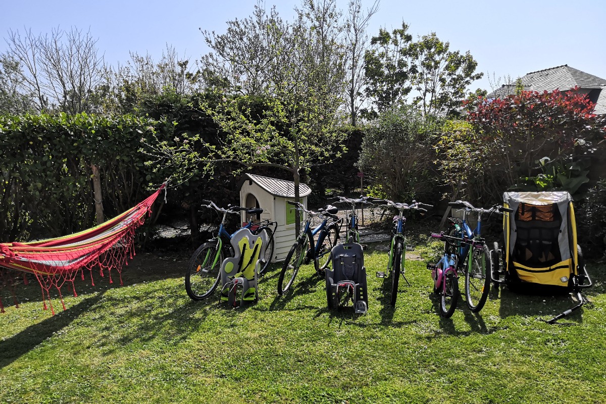 Profitez de nos vélos et de leurs équipements gratuitement !