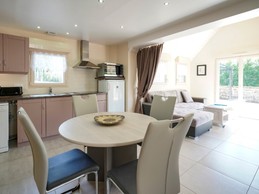 Gîte "La Désirée", Mont-Dore (Puy de Dôme) : La pièce de vie