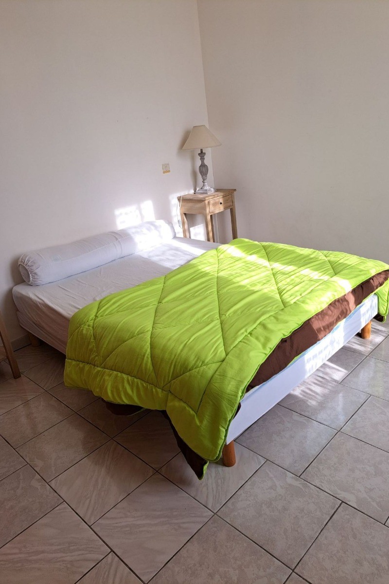 Maison familiale pour 6 personnes, avec jardin clos et garage, proche de la plage à pieds, St Denis d'Oléron, ile d'Oléron, en Charente maritime