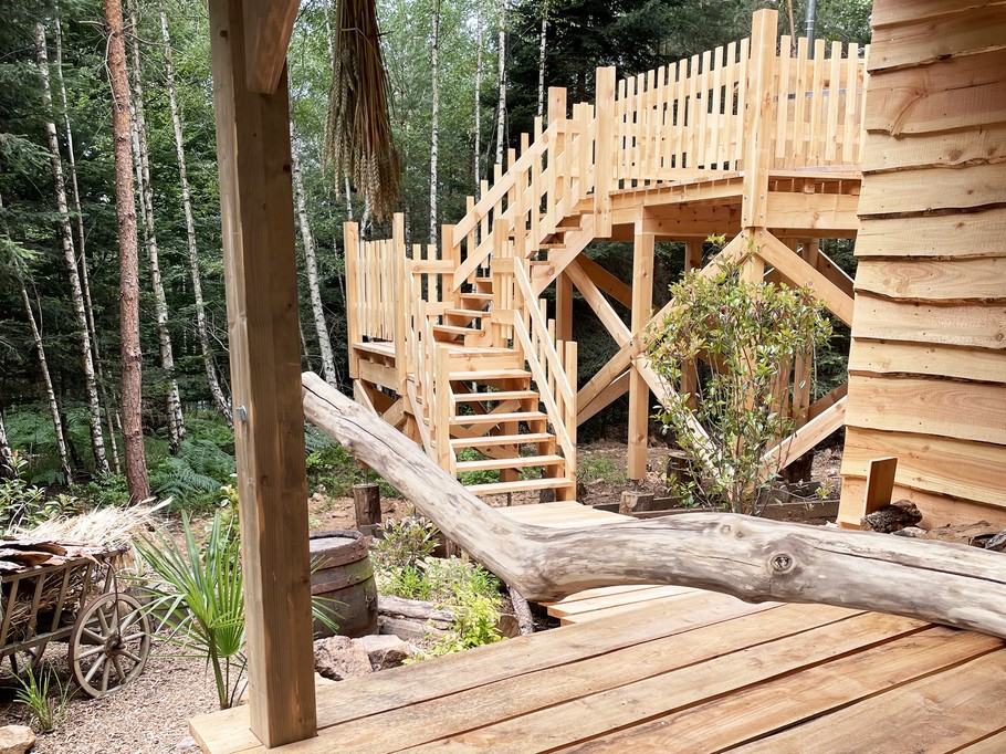 Accès bain finlandais - Cabane du Shériff - Lac de Pierre Percée