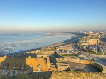 La plage du Sillon depuis le Château de Saint-Malo
