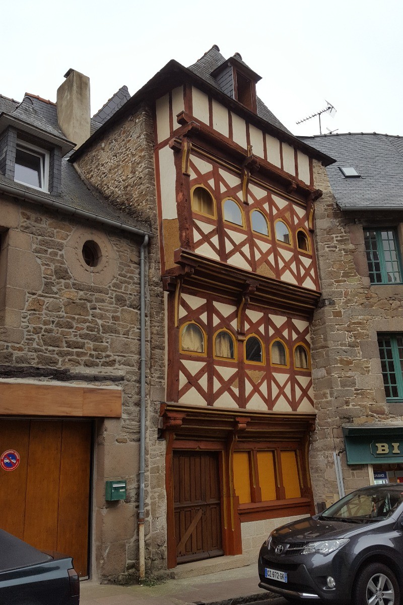 Tréguier cité de caractère maison colombage