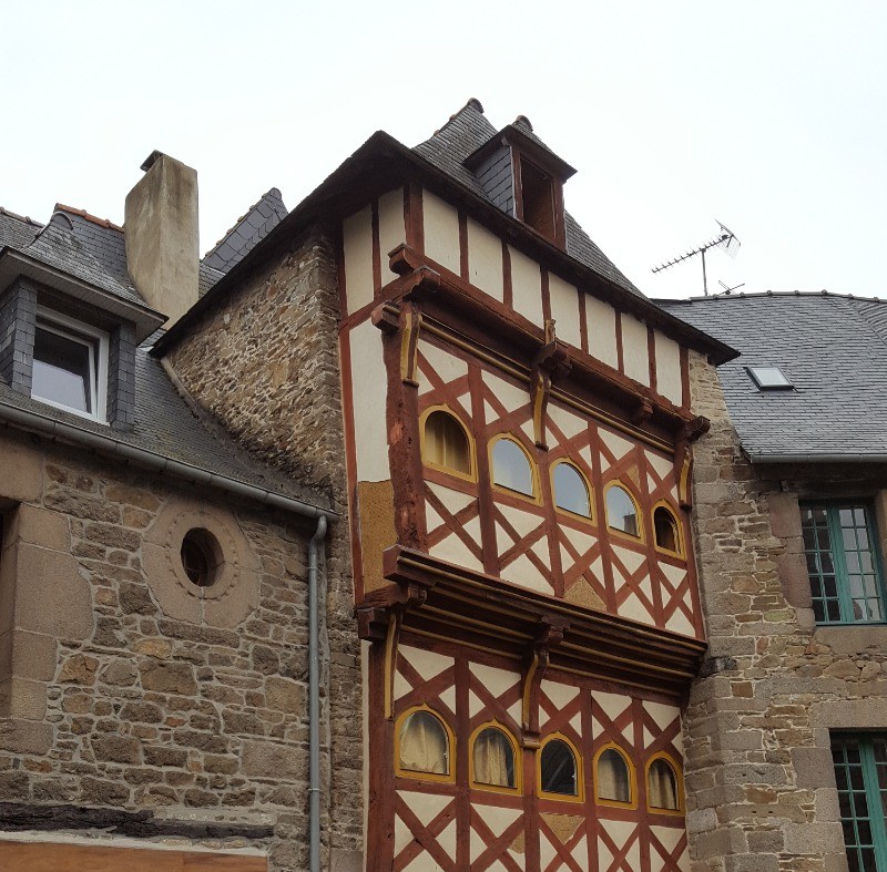 Tréguier cité de caractère maison colombage