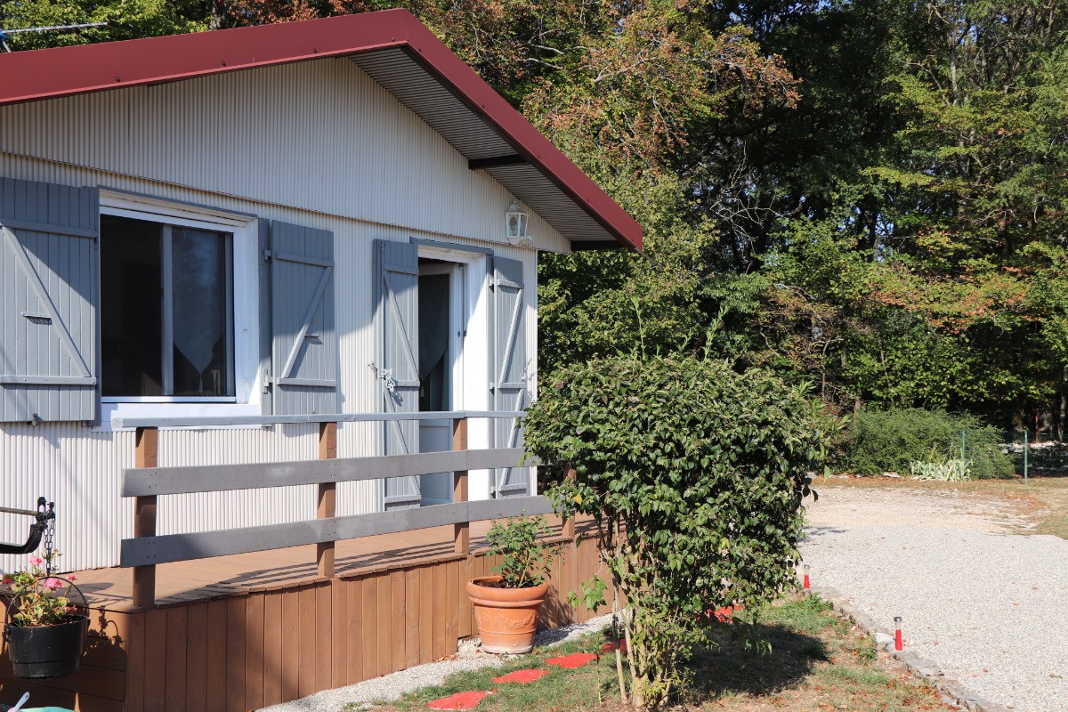 Chalet extérieur de profil