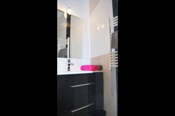 Salle d'eau chambre 1.