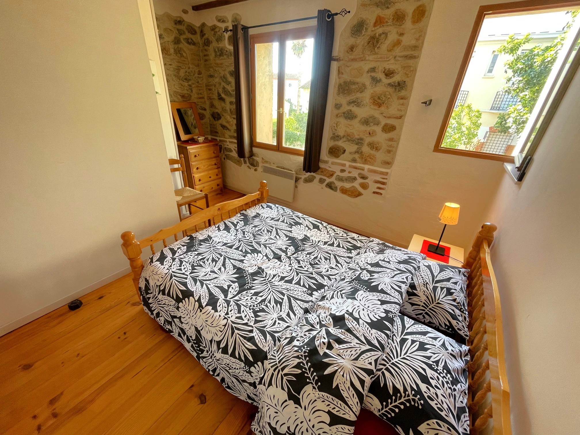 1er étage chambre avec lit 140