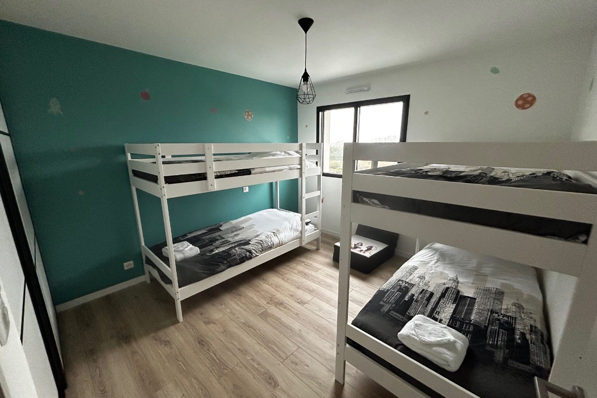 Chambre lits en 90 superposés