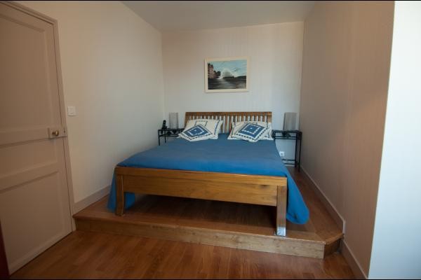 chambre parents vue sur les remparts et la mer