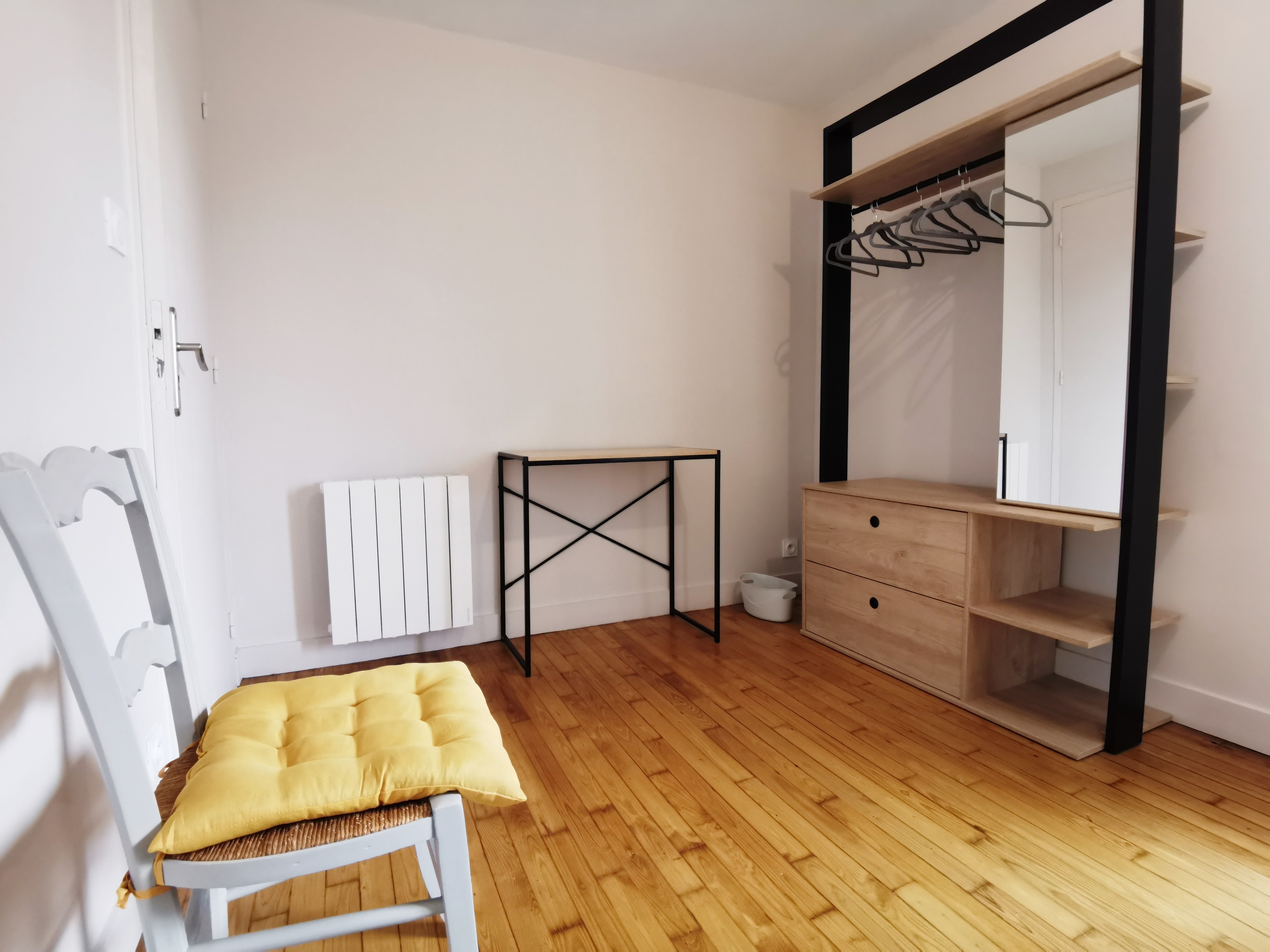 Chambre 1 - Rangement