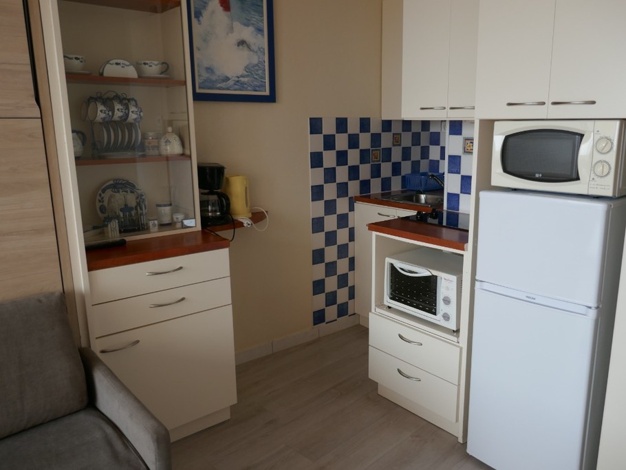 Kitchen area