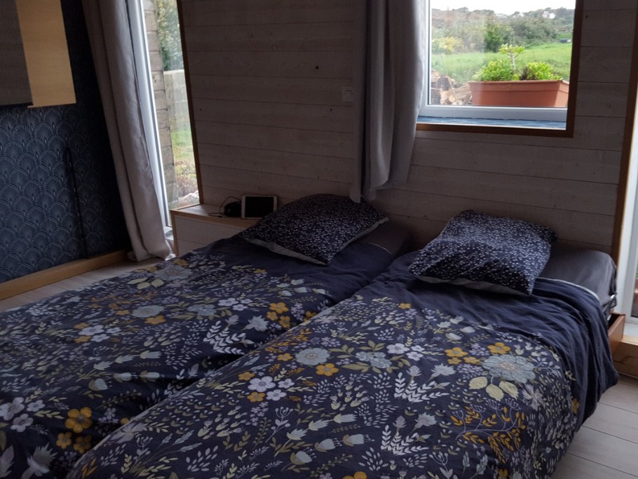 2 lits de 90 électriques Vue sur les 7 ÏLES