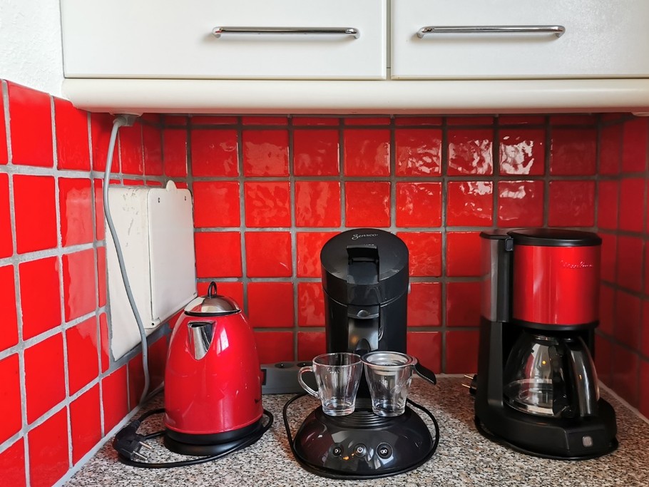 Cuisine indépendante équipée (coin petit déjeuner)