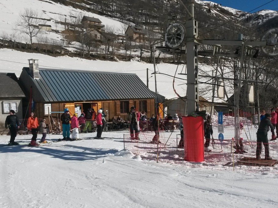 Station de Bourg d'Oueil facile pour les enfants à  4km  au fond de la vallée