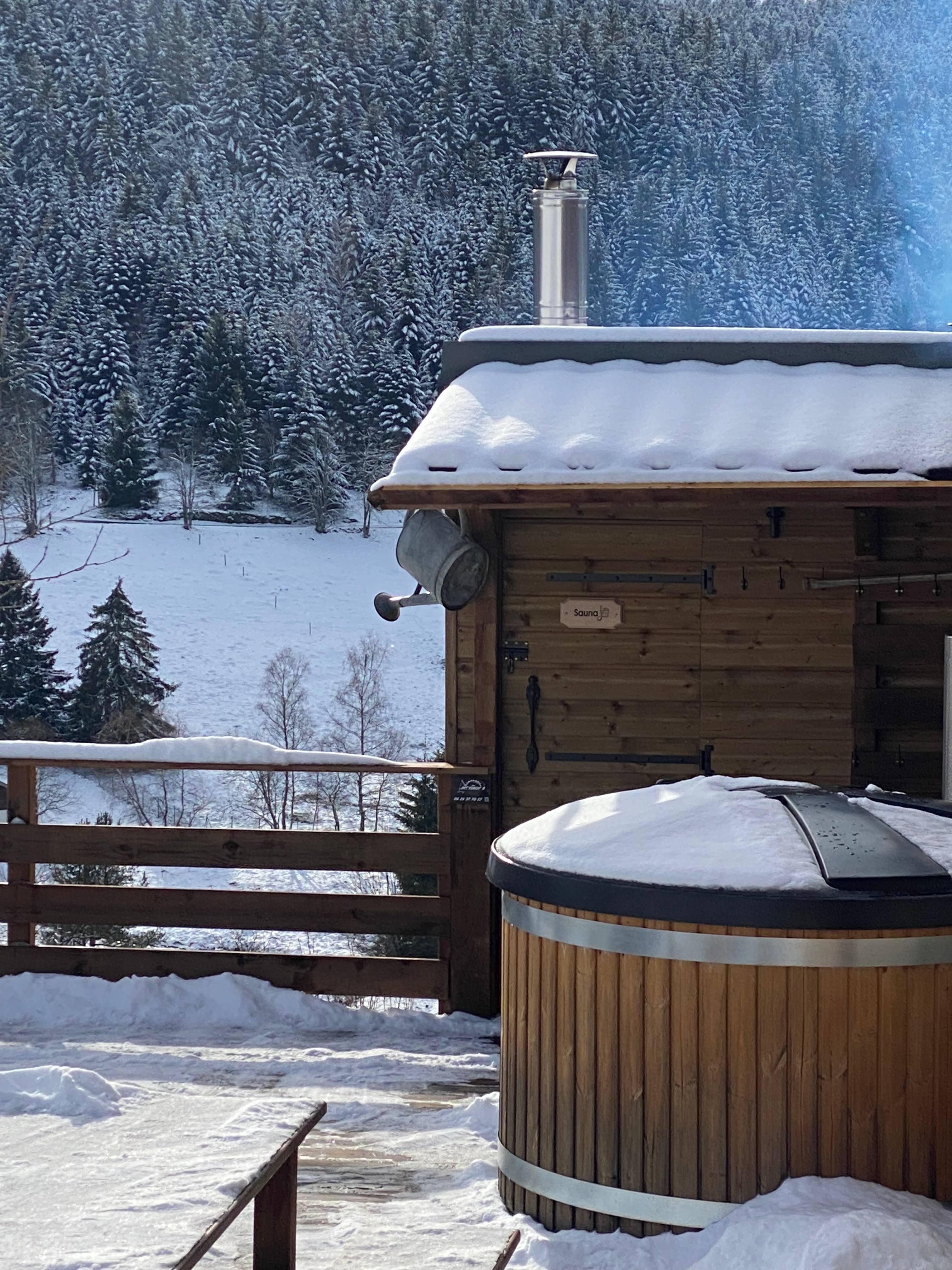 Gîte de groupe Fenil-Logis, ferme entièrement rénovée - Gîtes Digitale