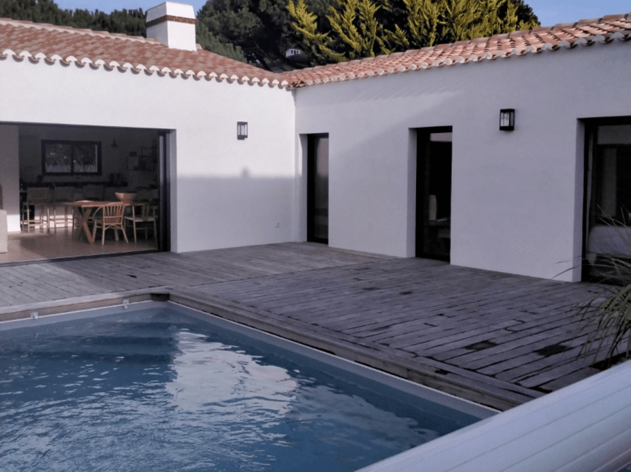 Heated outdoor swimming pool