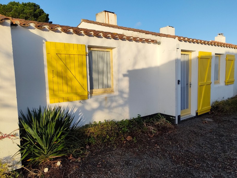 façade arrière à l'Est