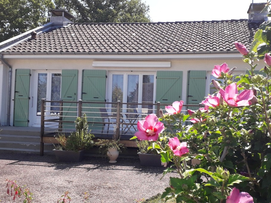Maison individuelle Gîte LES THUYAS HAUTE-VIENNE