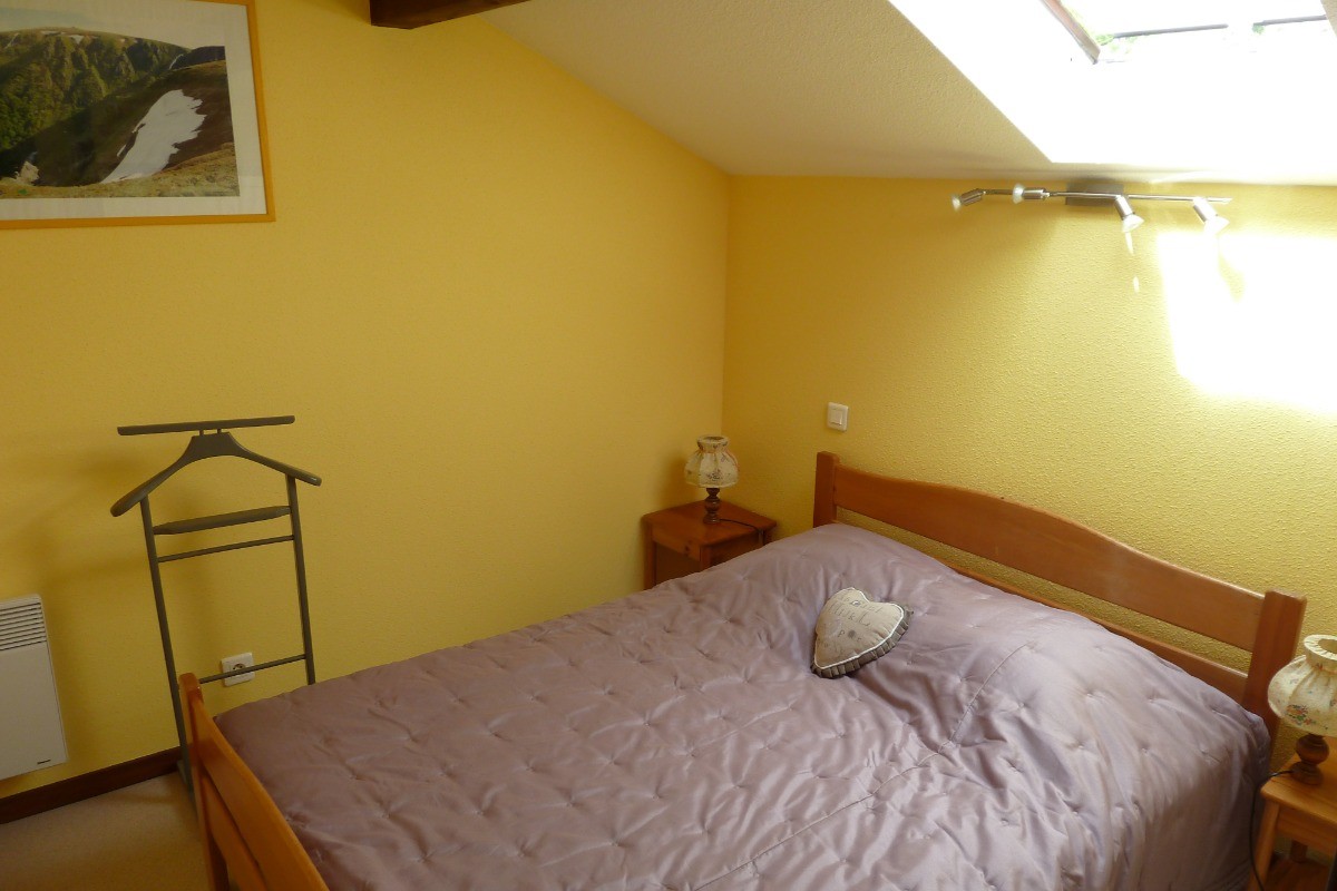 Chambre 1 lit 140 - Au Petit Petonfaing