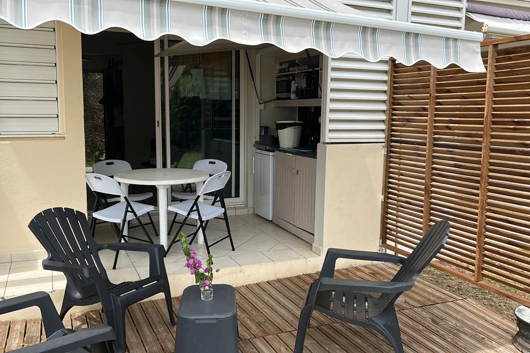 TERRASSE ET JARDIN PRIVATIF