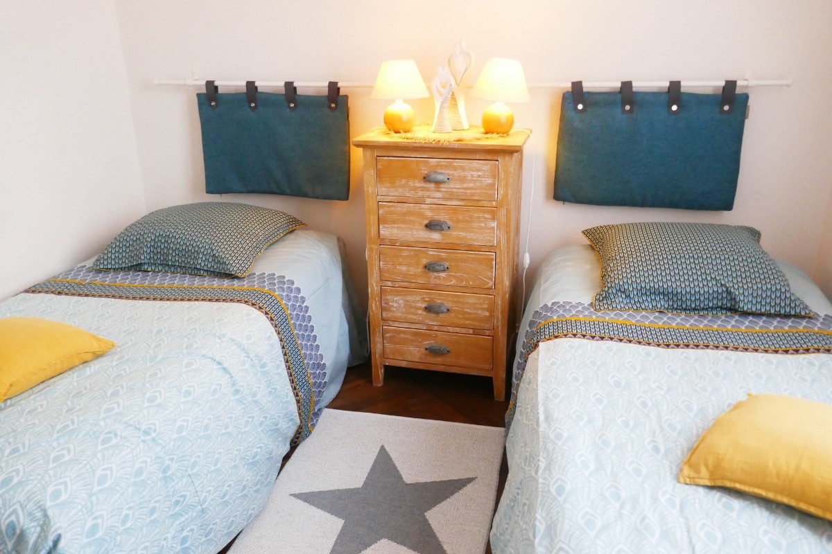 Chambre 2 lits en 90