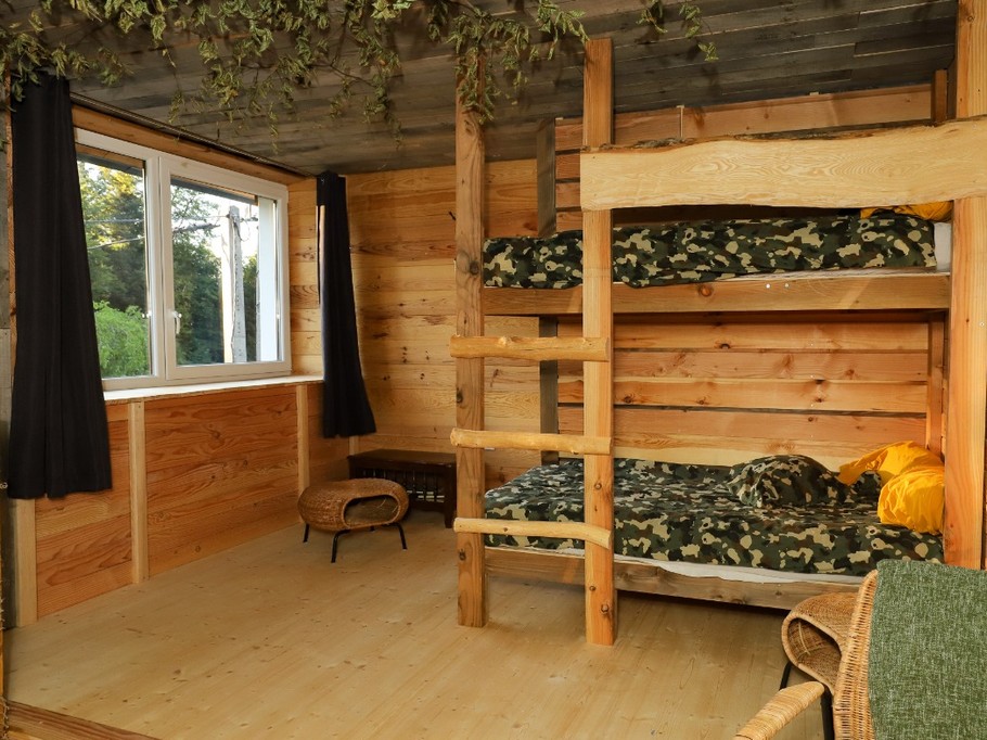 Esprit Cabane Room - L'Hôtel Enfoncée Bed and Breakfast and Table d'hôtes Le Val d'Ajol